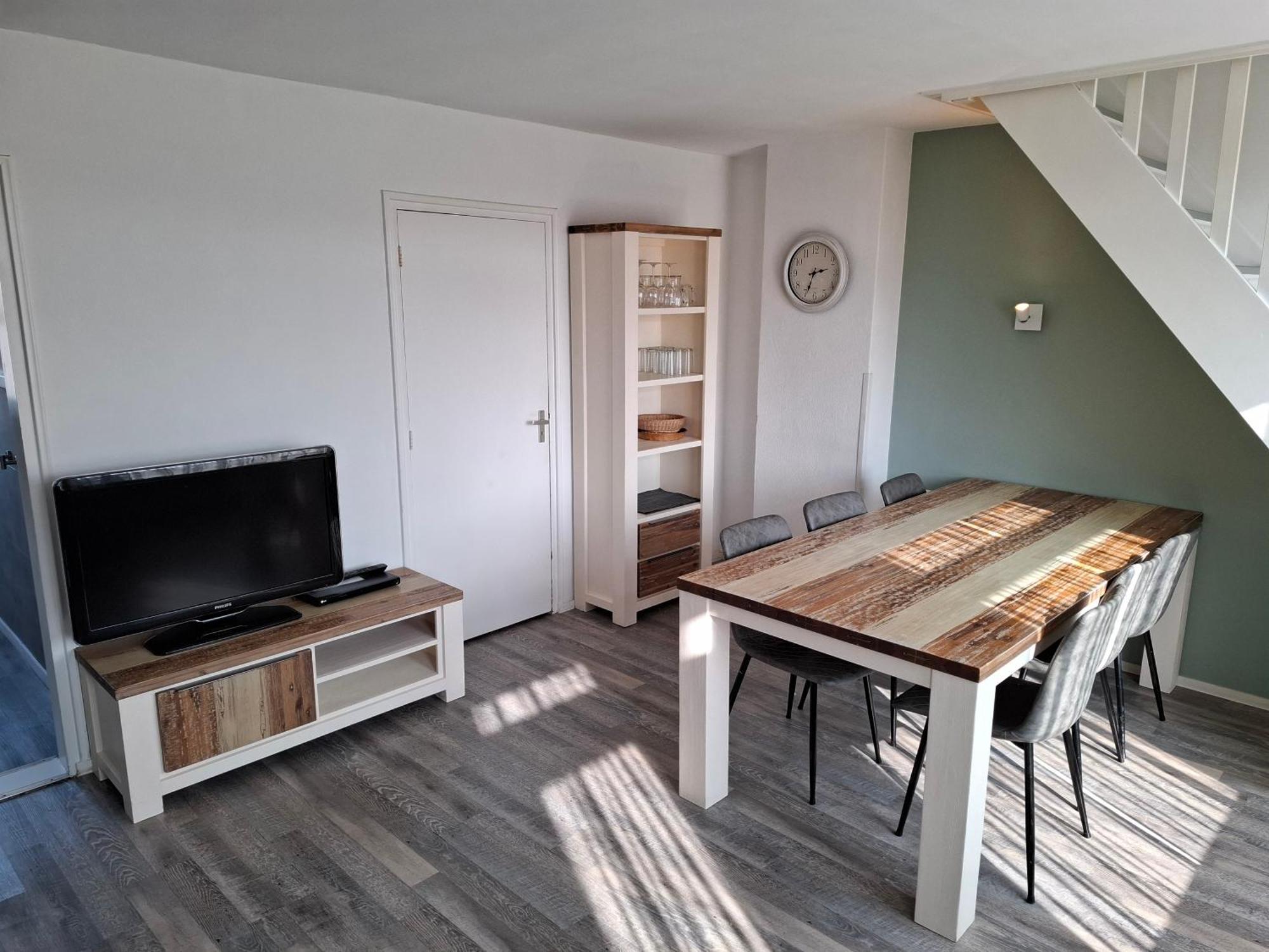Appartement Met 3 Slaapkamers Vlakbij Strand En Centrum Заутеланде Екстериор снимка